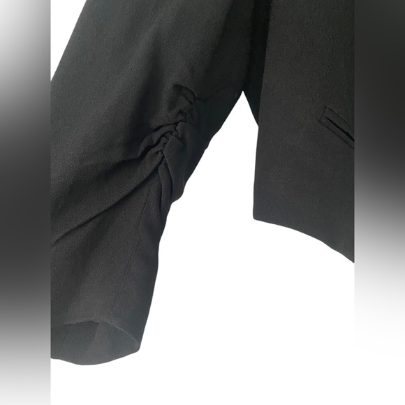 Marciano Black Cropped Blazer - Size S (6) - Picture 4 of 7